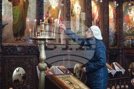 Ямбол - Неделя Кръстопреклонна - литургия