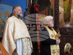 Ямбол - Неделя Кръстопреклонна - литургия