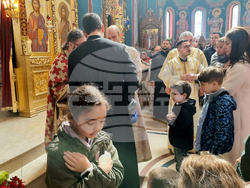 Неделя Кръстопоклонна - литургия