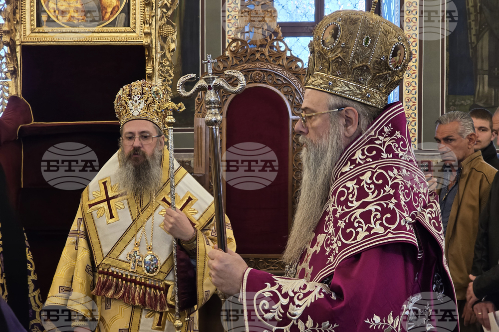 Пловдив - Неделя Кръстопоклонна - Архиерейска света литургия