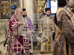 Пловдив - Неделя Кръстопоклонна - Архиерейска света литургия