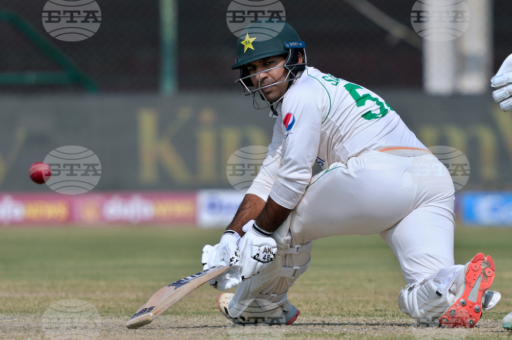 Pakistan Sarfaraz Retires