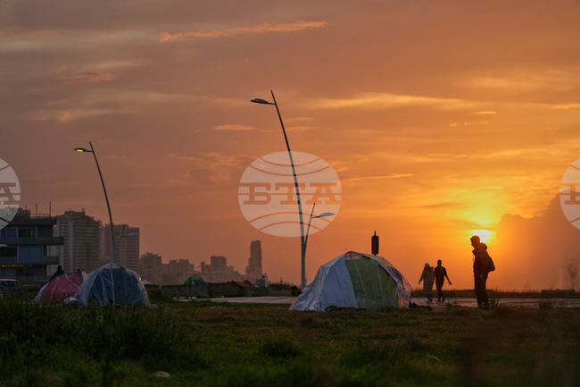 Израел предупреди, че разселените ливанци няма да могат да се завърнат, докато не бъде гарантирана безопасността на израелците