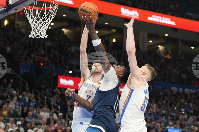 Оклахома Сити постигна домакински успех срещу Минесота в НБА