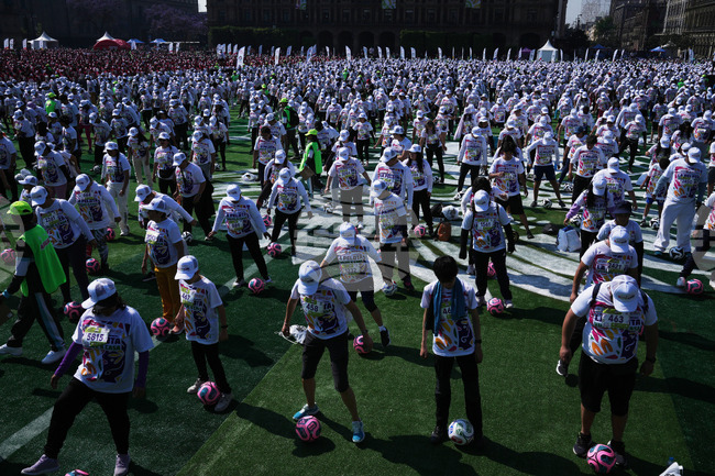 APTOPIX Mexico Soccer Record