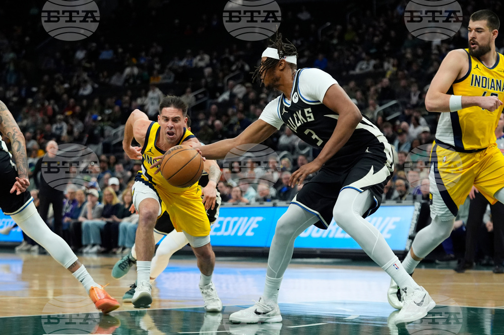 Pacers Bucks Basketball