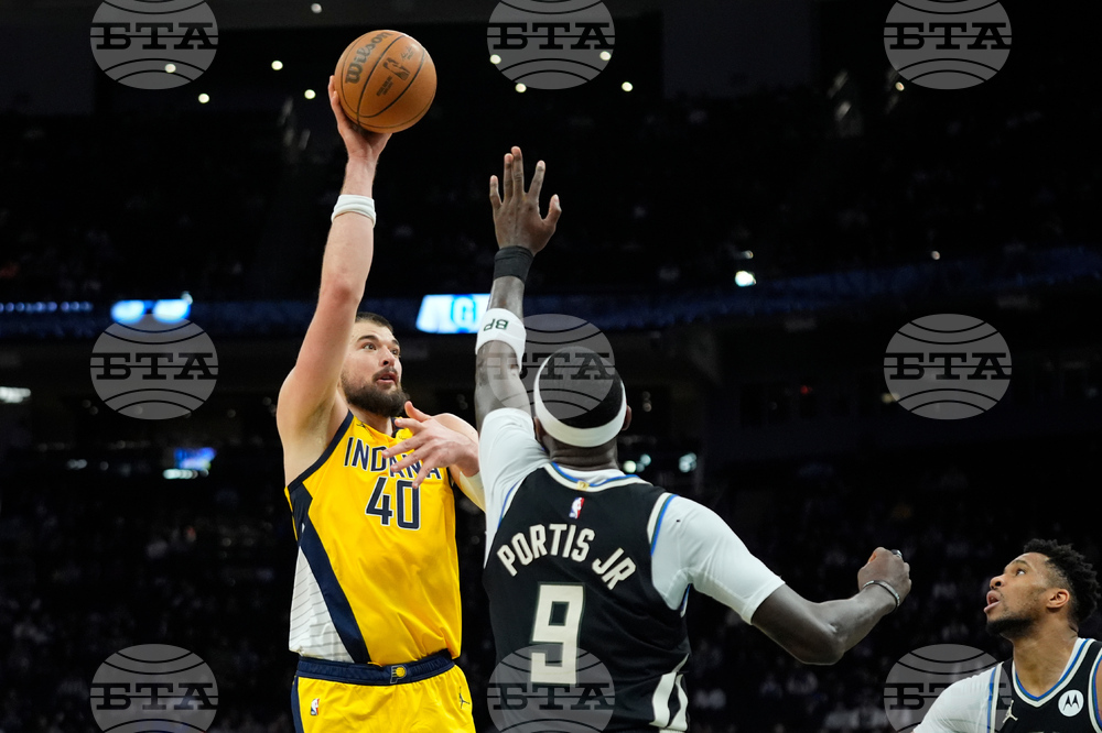 Pacers Bucks Basketball