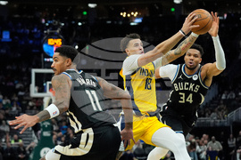 Pacers Bucks Basketball