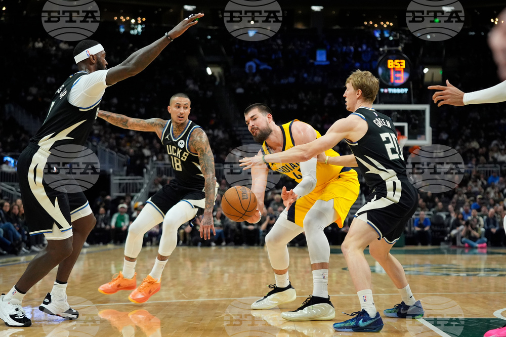 Pacers Bucks Basketball