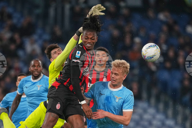 Милан включва Рафаел Леао в трансферния списък