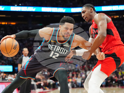 Pistons Raptors Basketball