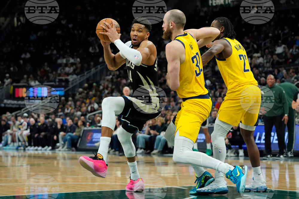 Pacers Bucks Basketball