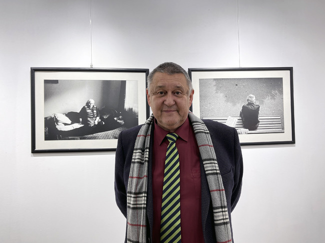 Всяка фотография представлява кратък разказ със свой сюжет и история, каза проф. д-р Росен Коларов