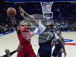 Trail Blazers 76ers Basketball