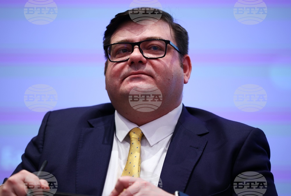 Кръгла маса "Работа за младите, младите на работа" - Теодор Славев
