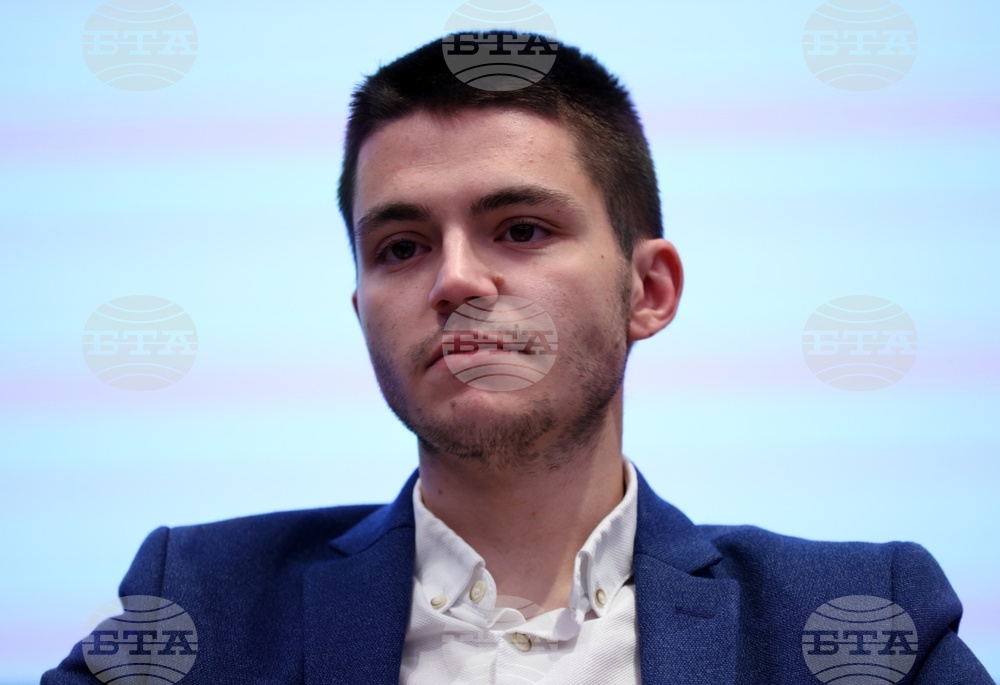 Кръгла маса "Работа за младите, младите на работа" - Ивайло Илиев