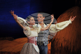 Бургас - балет - "Зле опазено момиче" - генерална репетиция