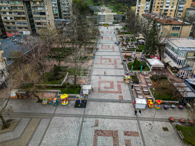 Със срещи по бадминтон ще започне традиционният Коледен учителски турнир в Разград