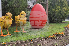 Варна - парк - великденска украса