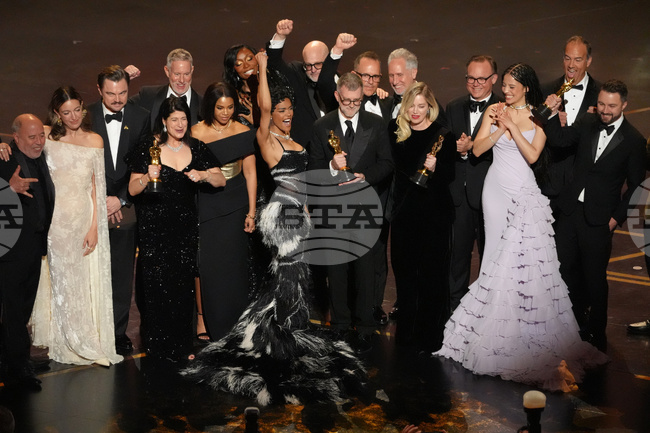 „Битка след битка" триумфира на церемонията за наградите „Оскар", като спечели шест отличия