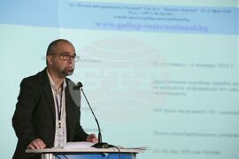 БТА - Европейски парламент - програма - млади журналисти - обучение - Първан Симеонов