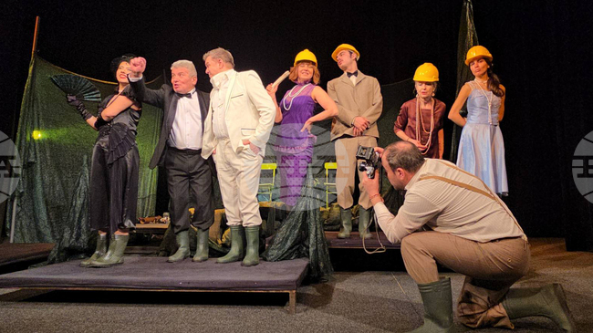 Комедията “Аз, ти и други милионери” е новата комедия в афиша на добричкия Драматичен театър "Йордан Йовков"