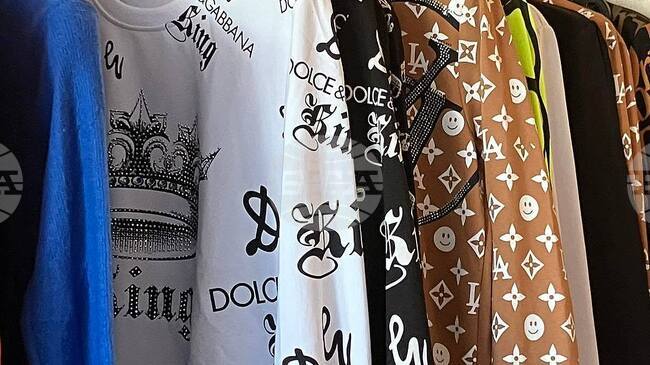 Имитационни дрехи, обувки и винтоверти са иззети в Монтана при акция на полицията 