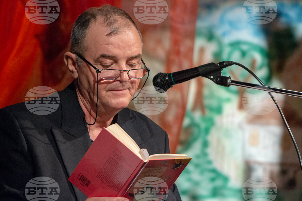 Пламен Симеонов, Атина: Имаме си наш дом и тук, и в родината