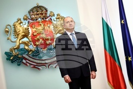 Румен Радев - Световен ден на здравето - лекари - награждаване