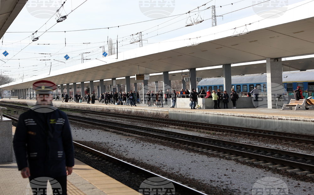 Заплатите на служителите на БДЖ и НКЖИ ще бъдат увеличени от 1 януари 2024 г.