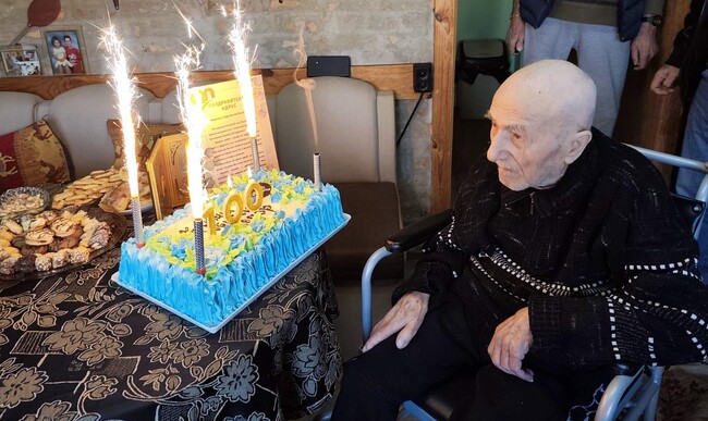 Стогодишен юбилей отпразнува художникът Тодор Панков от свищовското село Козловец