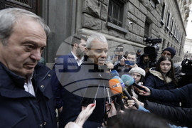 Възраждане - референдум запазване на българския лев - подписи