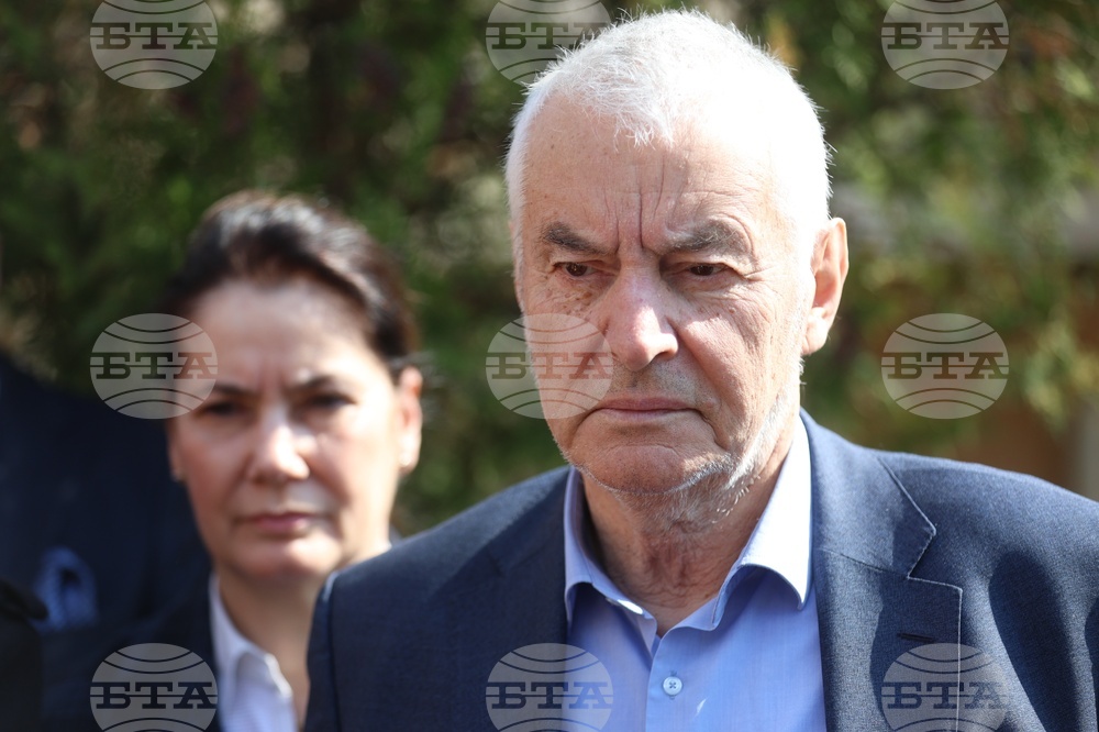 Кампания за раздаване на хранителни продукти от първа необходимост