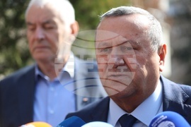 Кампания за раздаване на хранителни продукти от първа необходимост