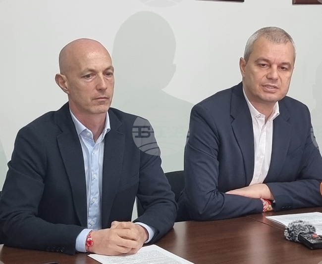 Vazrazhdane Leader: Government's Decision about Compensation Over Expensive Fuels Is Inadequate