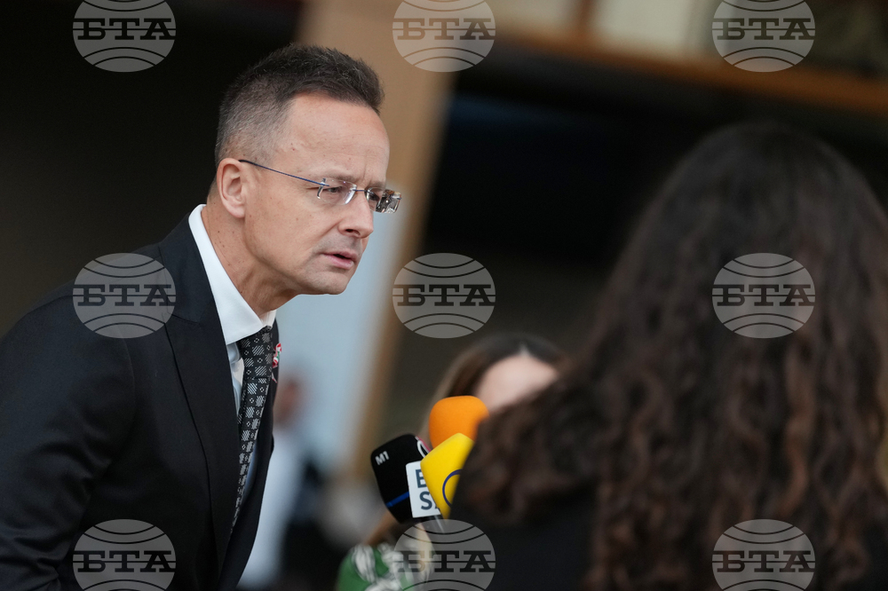 МТИ: Европа е изправена пред риск от енергийна криза, каза унгарският външен министър