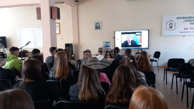 Гимназисти от Попово ще се включат в конкурс на тема „Обединена Европа – предизвикателства и възможности“