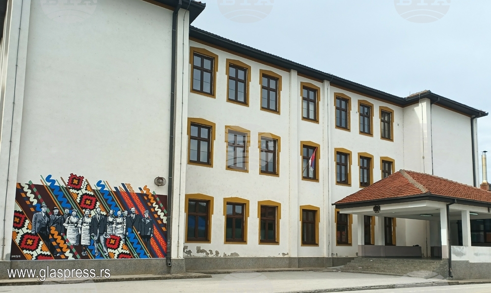 Bosilegrad Secondary School Graduates Learn About Admission to Bulgarian Universities