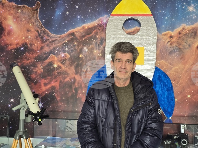 Астрономията е възможност да надникнем в непознатото, каза директорът на Астрономическата обсерватория в Сливен