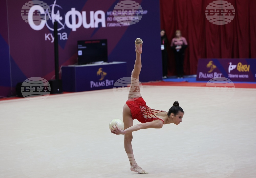 Художествена гимнастика - Елвира Краснобаева