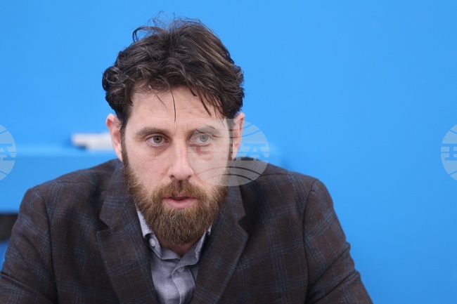 Днес пристига третият кораб с аржентински слънчоглед, а пробовземането ще направи екип от София, Варна и представители на браншови организации