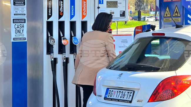 Горивата в Сърбия се покачиха само с  1 евроцент 