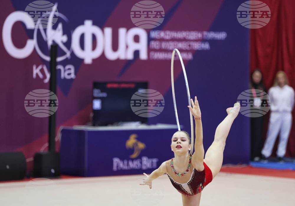 Художествена гимнастика - Дара Стоянова