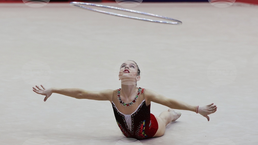 Художествена гимнастика - Дара Стоянова