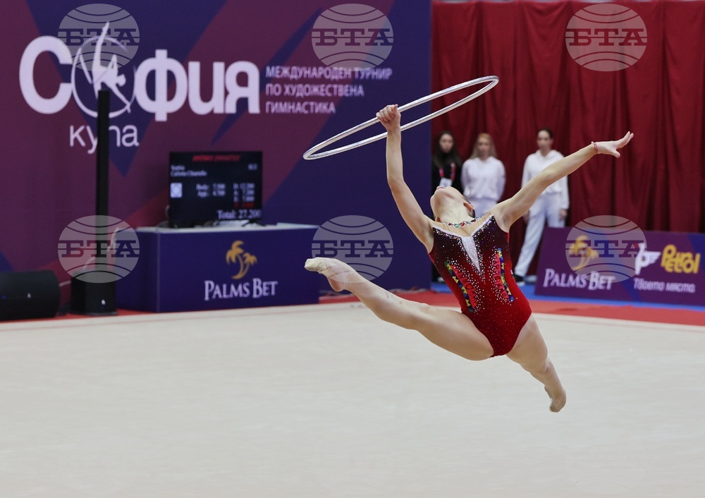 Художествена гимнастика - Дара Стоянова