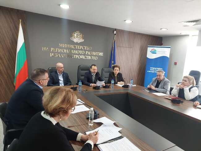 МРРБ: До 2030 г. България трябва да обнови близо 56 милиона квадратни метра жилищни сгради