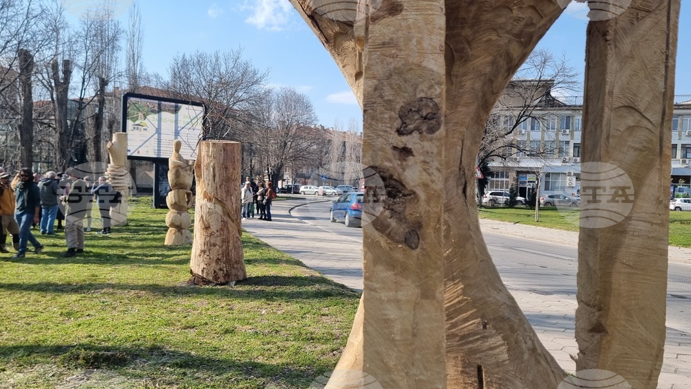 Хасково - арталея „Край реката“ - откриване