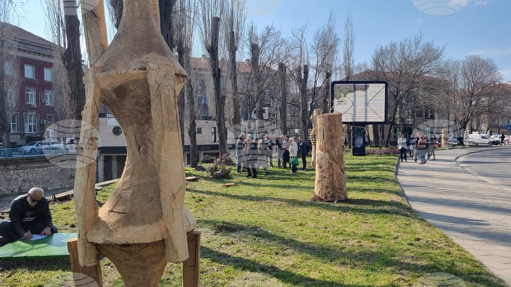 Хасково - арталея „Край реката“ - откриване