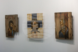 Изложба „Икони върху сандъци от боеприпаси“