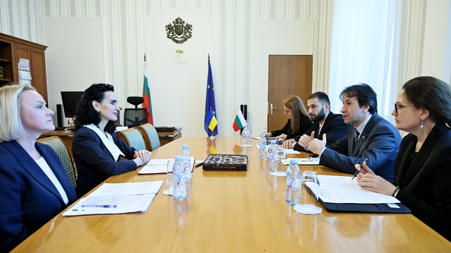 Bulgarian Transport Minister, Ukrainian Ambassador Discuss Restoration of Rail Connection between Two Countries